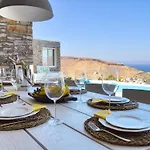 Vila Luxurious & Stylish With A Swimming Pool, Sea And Sunset View.