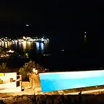 Luxurious & Stylish With A Swimming Pool, Sea And Sunset View. *