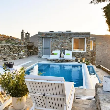 Luxurious & Stylish With A Swimming Pool, Sea And Sunset View. Villa
