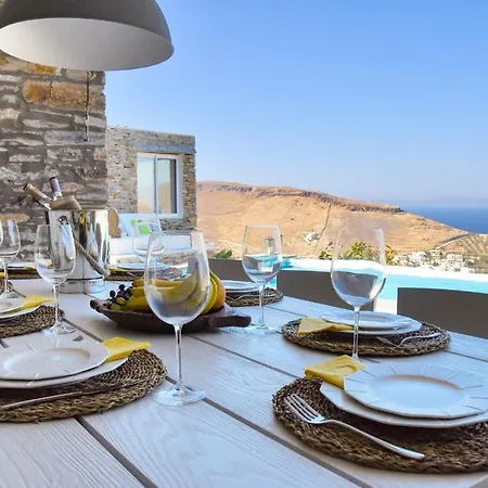 Vila Luxurious & Stylish With A Swimming Pool, Sea And Sunset View.