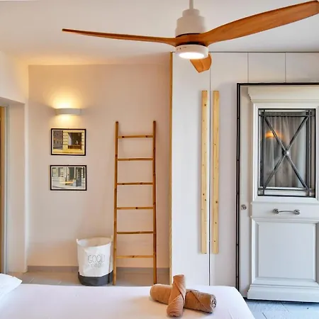 Villa Luxurious & Stylish With A Swimming Pool, Sea And Sunset View. *