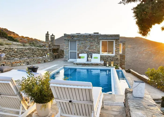 Luxurious & Stylish With A Swimming Pool, Sea And Sunset View. Villa