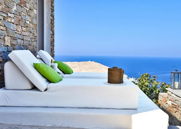 Luxurious & Stylish With A Swimming Pool, Sea And Sunset View.