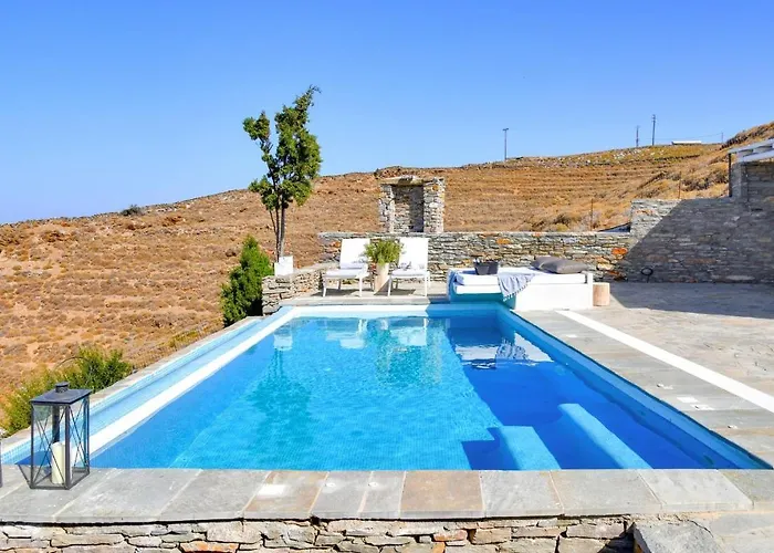 Luxurious & Stylish With A Swimming Pool, Sea And Sunset View. *