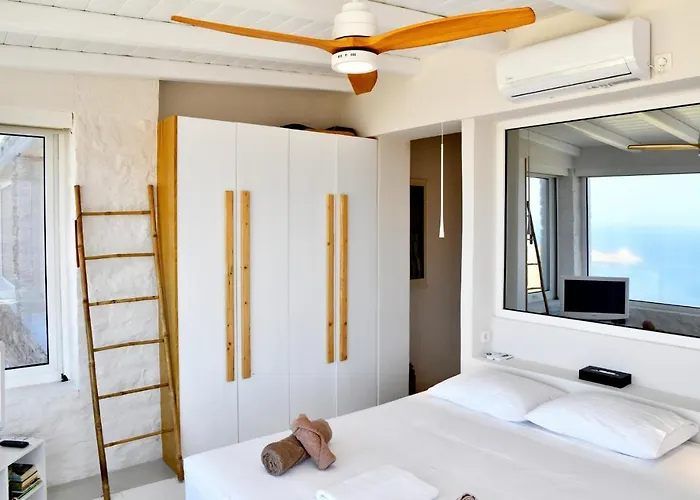 Luxurious & Stylish With A Swimming Pool, Sea And Sunset View. Villa