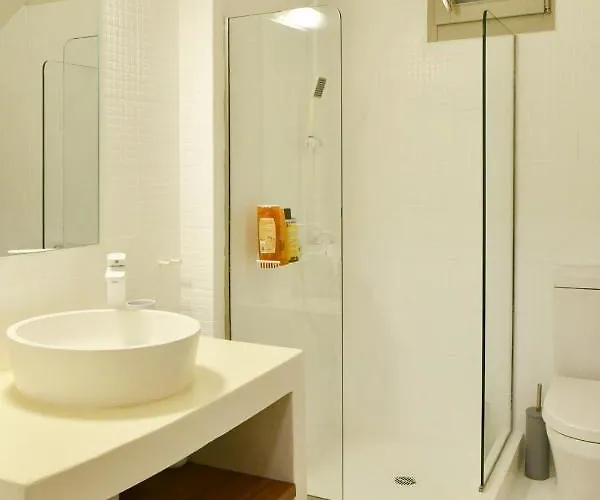 Luxurious & Stylish With A Swimming Pool, Sea And Sunset View. Ioulis